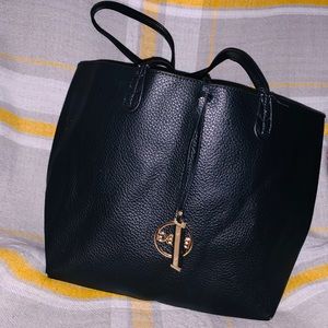 Large BCBG purse Tote shopper bag